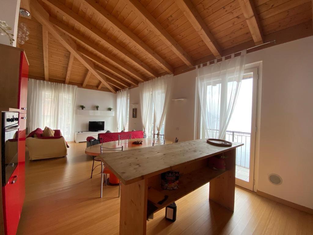 Luxury Penthouse With Big Terrace Διαμέρισμα Argegno Εξωτερικό φωτογραφία